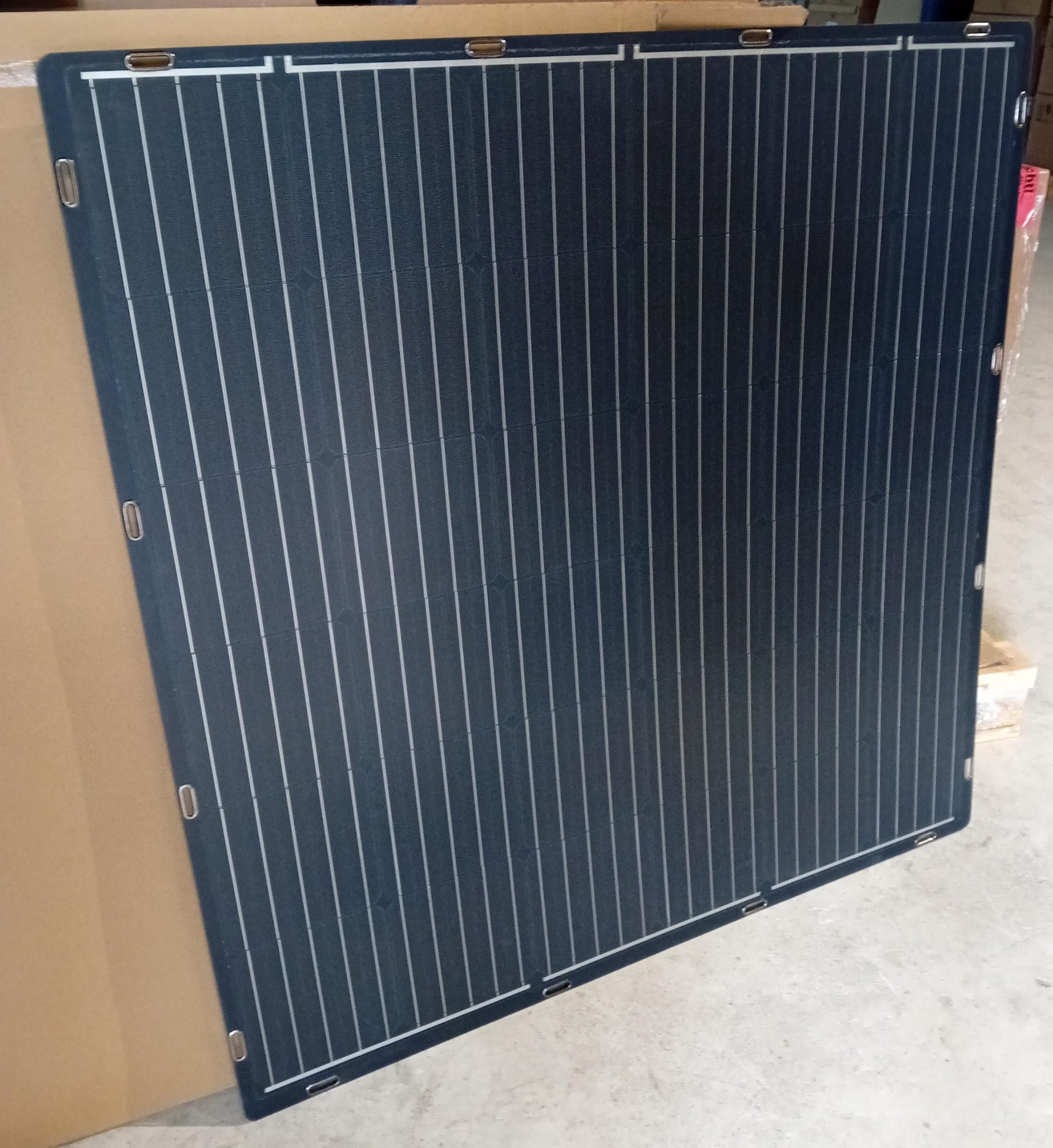 Glasfreies flexibles Leichtbau-Solarmodul, 195Wp, monokristallin